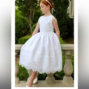Susan Lively White Dress with lace